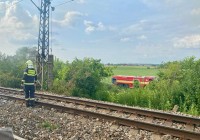 Dopravu na trati pri Nových Zámkoch by mohli od pondelka úplne obnoviť