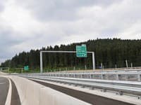 Výstavba chýbajúcich úsekov kysuckej diaľnice D3 sa začne budúci rok, uviedla Jurinová