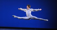 Vladimir Shklyarov, ballet star who dazzled with Russia's Mariinsky Theatre, dies at 39