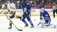 Uspelo aj bez piatich hráčov zostavy. Toronto vyhralo v NHL tretí zápas za sebou