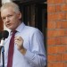 Assange před soudem přiznal vinu. Po propuštění zamířil do Austrálie