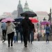 Počet obyvatel Česka klesl o 41 tisíc. Desítky tisíc lidí přesídlily do ciziny